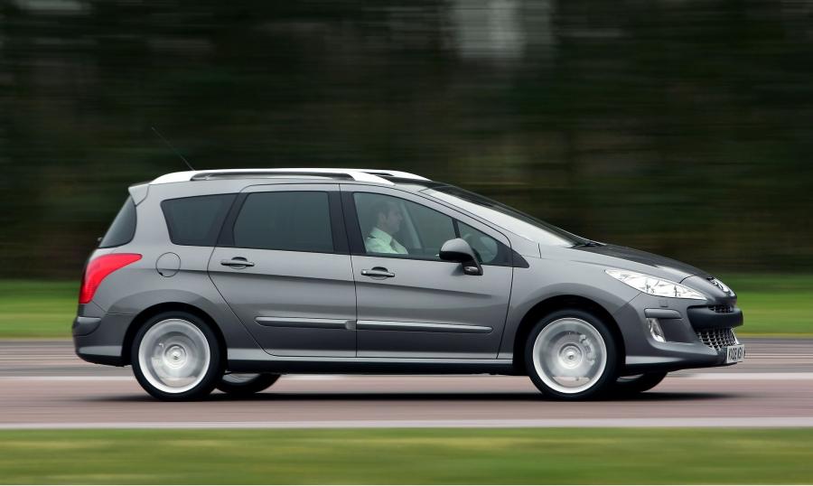  Peugeot 308 SW 2009 года  (фото 21 из 140)